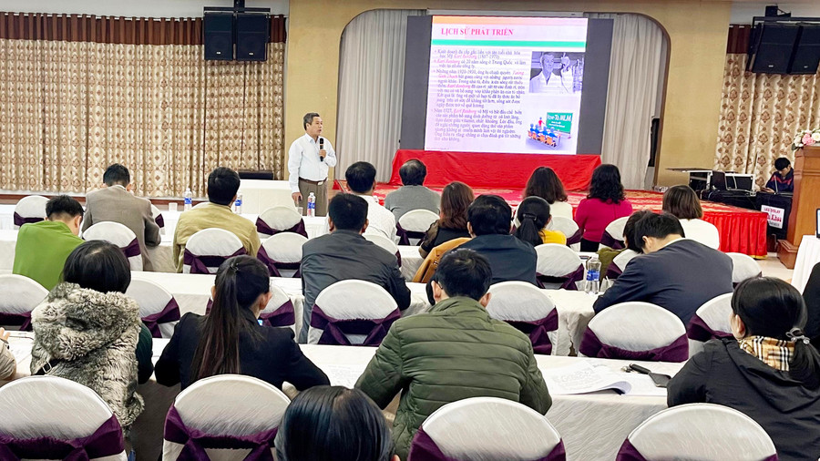 Việc tuyên truyền, nâng cao kiến thức pháp luật giúp các doanh nghiệp kinh doanh đa cấp chân chính hoạt động theo đúng quy định. Ảnh: Vũ Thảo