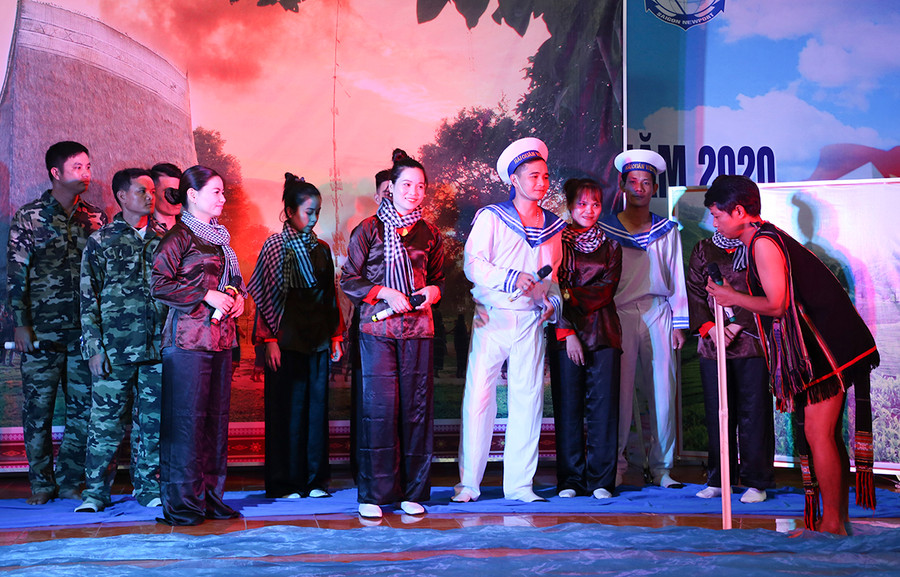 Hoạt cảnh tuyên truyền về biển đảo. Ảnh nguồn Báo Hải Quân Việt Nam