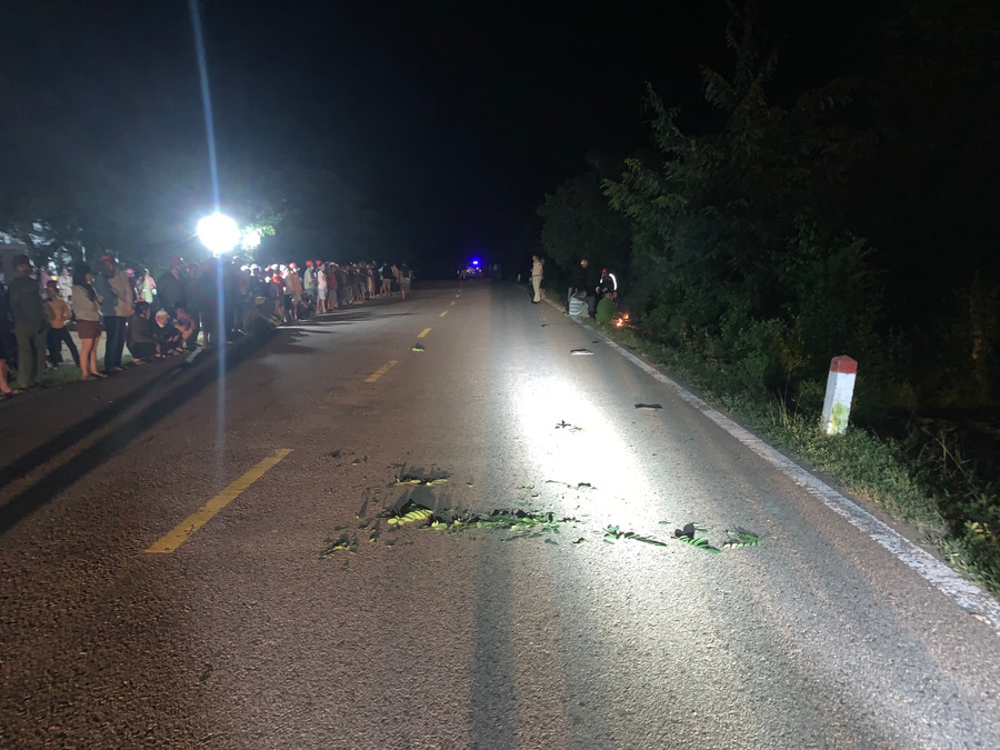 Hiện trường vụ tai nạn giao thông.Ảnh: TRẦN ĐỨC ANH