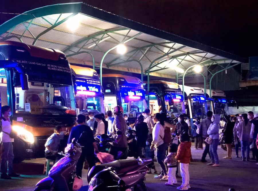 Cục Thuế tỉnh đang tăng cường các giải pháp quản lý thuế đối với hoạt động kinh doanh vận tải đường bộ. Ảnh: Lê Anh