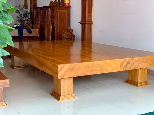 Điểm chung, bộ phản gỗ là phẩm vật truyền đời, qua thời gian dài sử dụng “lên nước” màu gỗ tự nhiên nâu bóng. Ảnh minh họa