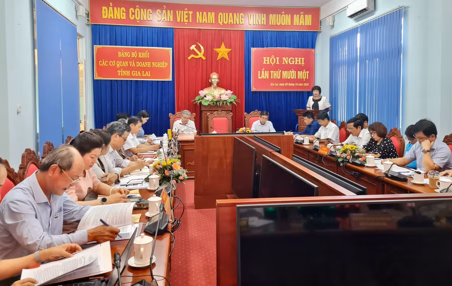 Quang cảnh hội nghị lần thứ 11 do Ban Chấp hành Đảng bộ Khối các Cơ quan và Doanh nghiệp tỉnh tổ chức. Ảnh: Phan Lài