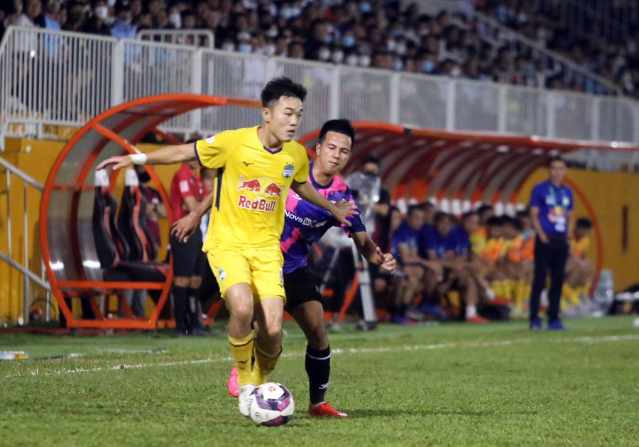 Xuân Trường đã gặp chấn thương trong trận gặp Sài Gòn FC Ảnh Văn Ngọc