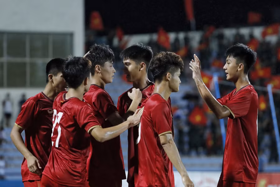 U.17 Việt Nam giành chiến thắng tuyệt đối ở bảng F. Ảnh: Minh Tú