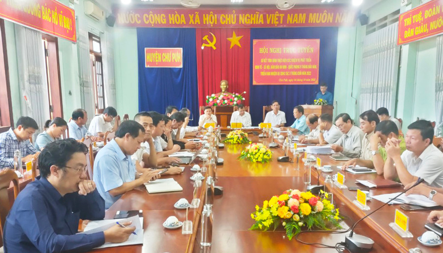 Quang cảnh hội nghị. Ảnh: Hồng Thương