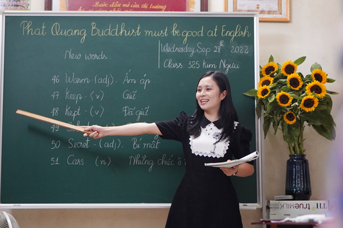 Cô giáo Phùng Hải Yến đã theo đuổi lớp học được 4 năm.