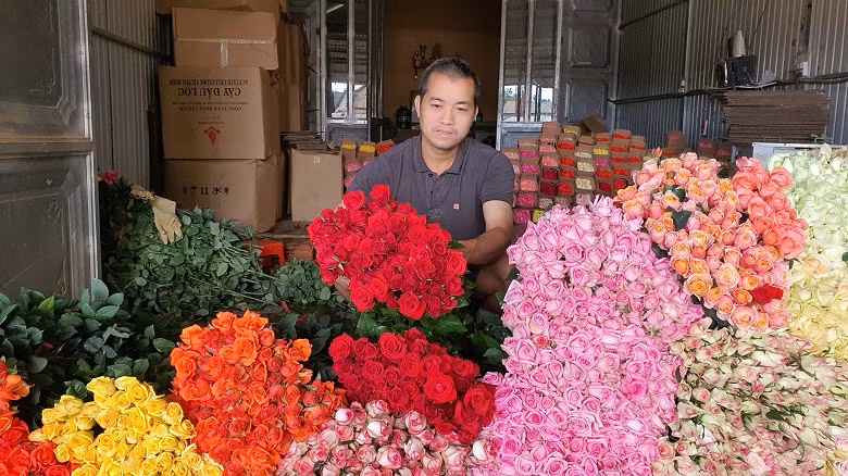 Hoa dịp lễ 20/10 tăng cao