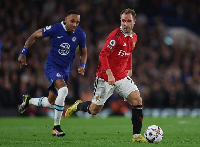  Chelsea và Man United níu chân nhau ở vòng 13