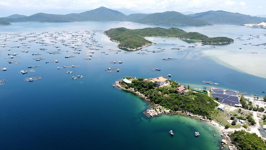  Một góc khu kinh tế Vân Phong, H.Vạn Ninh. Ảnh: Thế Quang