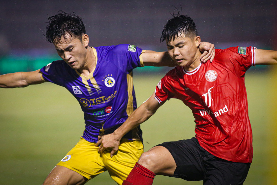 Hà Nội FC thắng đậm TPHCM ở vòng 20 Night Wolf V.League 2022. Ảnh: Thanh Vũ