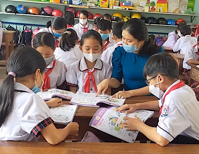 Gia Lai phấn đấu đến năm 2025 có ít nhất 50% học sinh lớp 1, lớp 2 được học Tiếng Anh tự chọn theo Chương trình giáo dục phổ thông 2018. Ảnh Mộc Trà