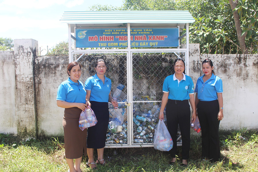 Mô hình “Ngôi nhà xanh” của Hội Liên hiệp phụ nữ xã Kim Tân (huyện Ia Pa) góp phần bảo vệ môi trường. Ảnh: Phan Lài Mô hình “Ngôi nhà xanh” của Hội Liên hiệp phụ nữ xã Kim Tân (huyện Ia Pa) góp phần bảo vệ môi trường. Ảnh: Phan Lài