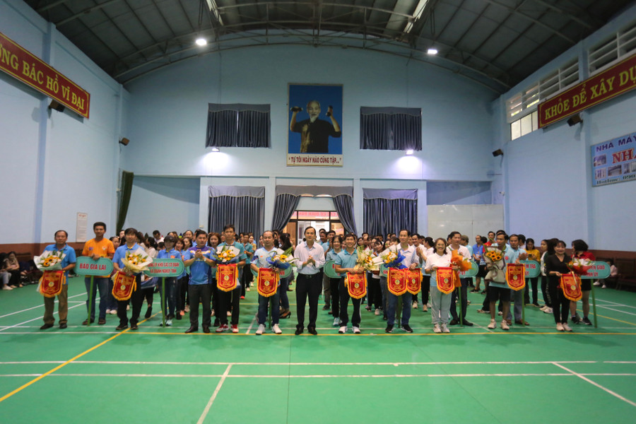 9 đơn vị trong Khối thi đua các cơ quan Đảng tỉnh đã tham gia Hội thi Ảnh: Văn Ngọc