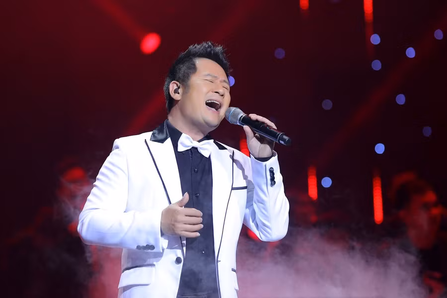 Bằng Kiều chia sẻ, anh là người luôn yêu thương, trân trọng phụ nữ, biết ơn những hy sinh âm thầm của họ. Ảnh: NSCC