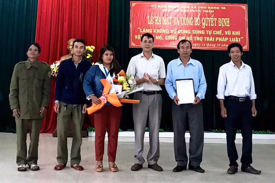 Các thành viên tham gia mô hình. Ảnh: Phạm Ngọc Các thành viên tham gia mô hình tại buổi ra mắt. Ảnh: Phạm Ngọc