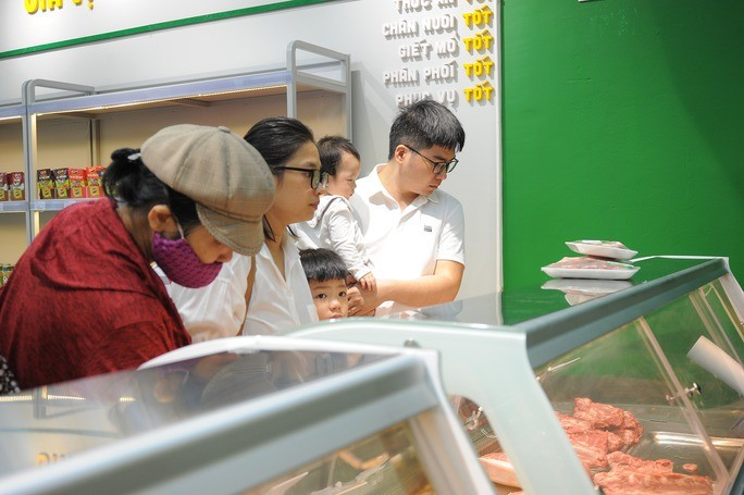 Cửa hàng BABI của Hoàng Anh Gia Lai khai trương tại Vinhomes Ocean Park thu hút khách hàng