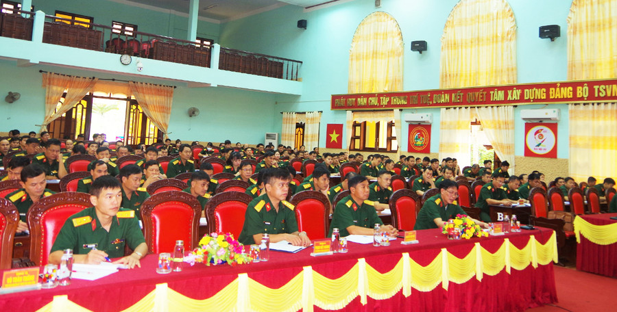 Các đại biểu về dự hội nghị. Ảnh: Kim Hồng Các đại biểu về dự hội nghị. Ảnh: Kim Hồng