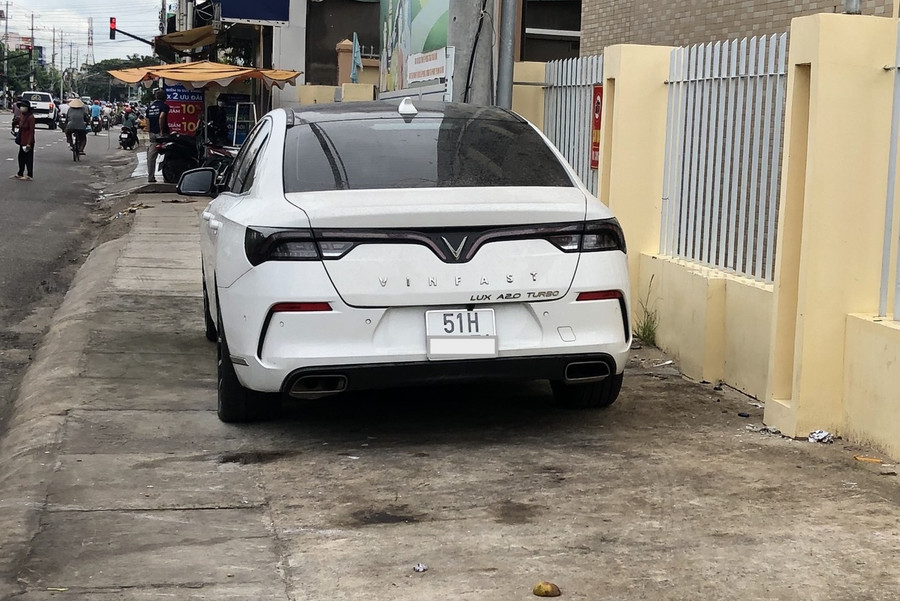 Chiếc ôtô mà Anna Bắc Giang thuê rồi mang đi bán đã được đưa về Công an Phan Thiết sáng 2.10. Chiếc ôtô mà Anna Bắc Giang thuê rồi mang đi bán đã được đưa về Công an Phan Thiết sáng 2.10.