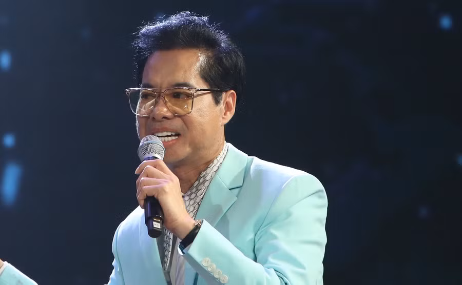 Ngọc Sơn khen ngợi sự tiến bộ của Minh Khuê qua từng vòng thi. Ảnh: BTC