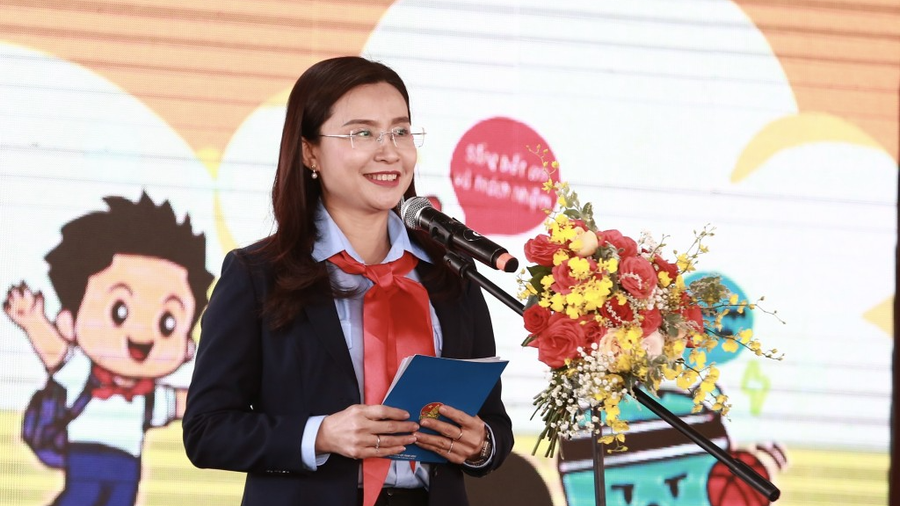 Bí thư Trung ương Đoàn Nguyễn Phạm Duy Trang phát biểu tại chương trình. Ảnh: Báo Tuổi trẻ Thủ Đô Bí thư Trung ương Đoàn Nguyễn Phạm Duy Trang phát biểu tại chương trình. Ảnh: Báo Tuổi trẻ Thủ Đô