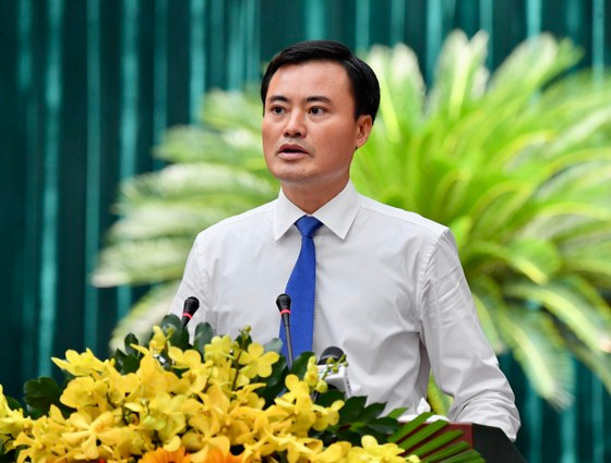 Đồng chí Bùi Xuân Cường trình bày chương trình hành động. Ảnh: VIỆT DŨNG