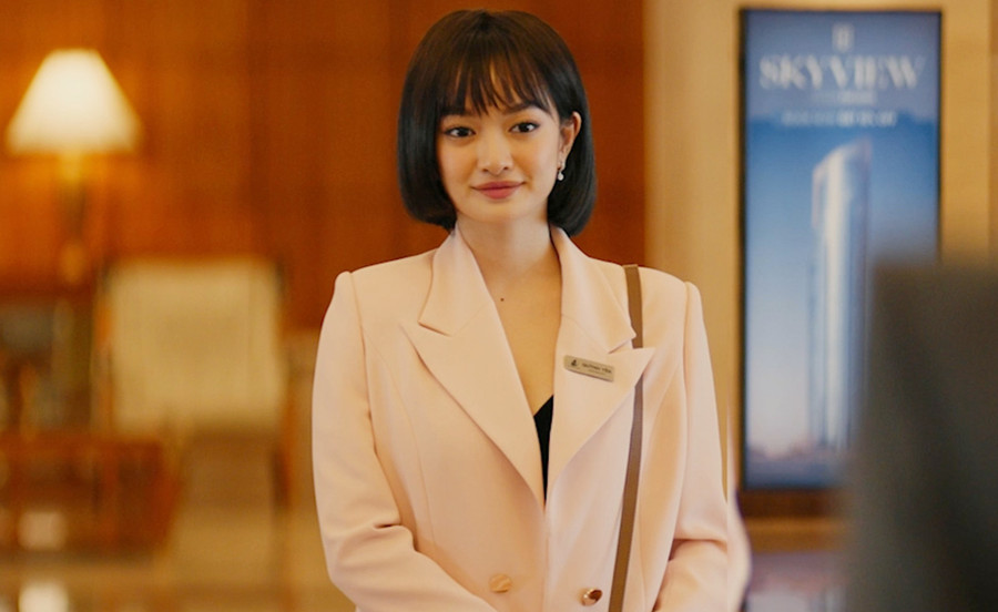 Kaity Nguyễn với vẻ thánh thiện đánh lừa khán giả. Ảnh: ĐPCC