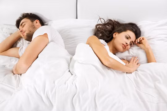 Nhiều người không nghĩ các dấu hiệu như khó chịu ở bụng, tiểu nhiều, đau khi quan hệ, chảy máu 