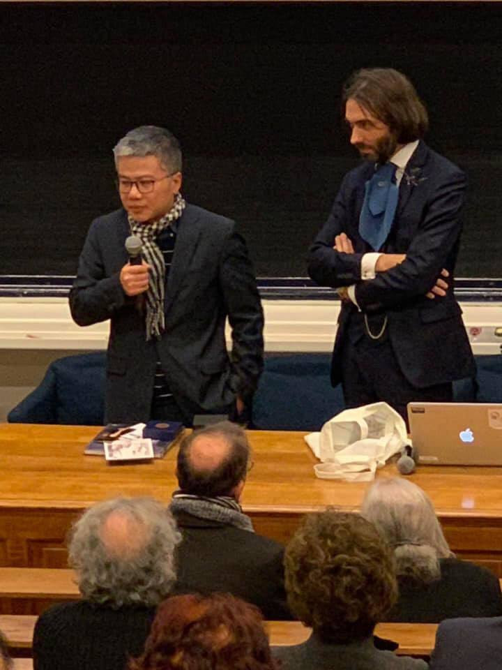  GS. Ngô Bảo Châu nhận giải thưởng của hội Toán học Pháp. Ảnh: Phạm Hi Đức