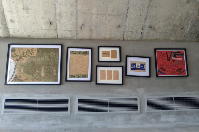 Điểm nhấn của bảo tàng là bộ sưu tập lên đến hơn 10.000 hiện vật về lịch sử phát triển của cà phê thế giới được mang về từ bảo tàng Jens Burg của Đức. Đây được xem là một trong những bộ sưu tập dụng cụ sản xuất, chế biến cà phê phong phú nhất thế giới. Điểm nhấn của bảo tàng là bộ sưu tập lên đến hơn 10.000 hiện vật về lịch sử phát triển của cà phê thế giới được mang về từ bảo tàng Jens Burg của Đức. Đây được xem là một trong những bộ sưu tập dụng cụ sản xuất, chế biến cà phê phong phú nhất thế giới.