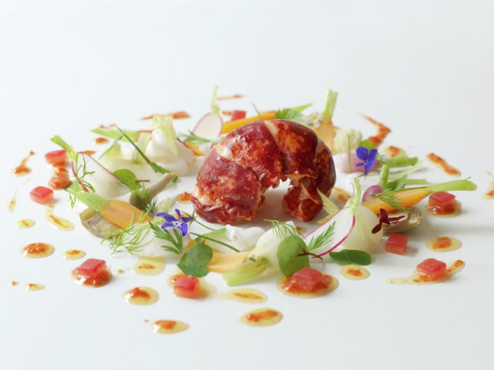 Chỉ mất 200 USD bạn sẽ có một bữa ăn ngon tại nhà hàng của đầu bếp khó tính Gordon Ramsay.