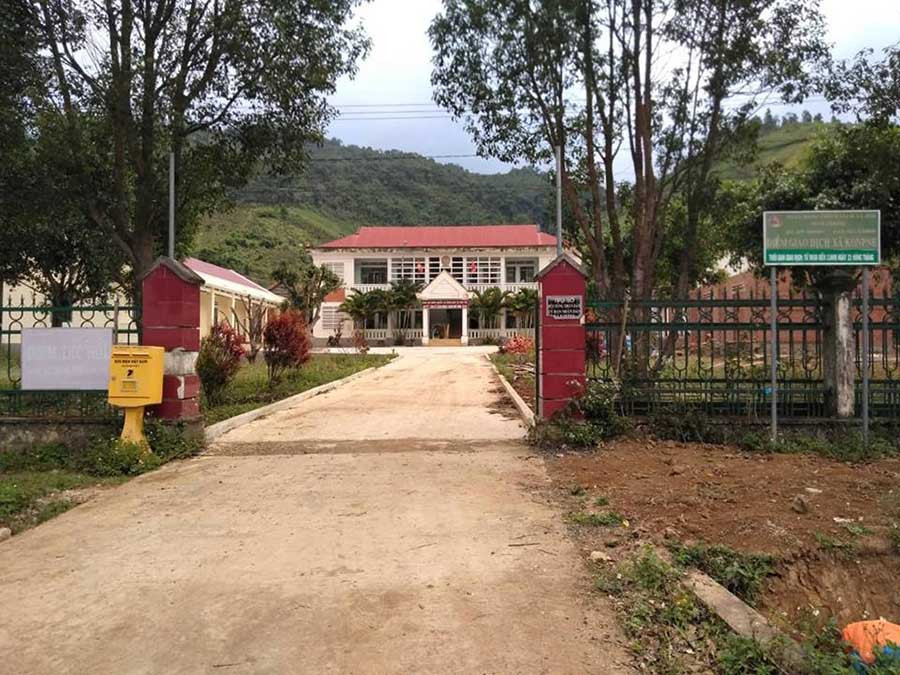 Các cán bộ của xã Kon Pne đang bị xem xét kiểm điểm, kỷ luật. Ảnh: Văn Ngọc Các cán bộ của xã Kon Pne đang bị xem xét kiểm điểm, kỷ luật. Ảnh: Văn Ngọc