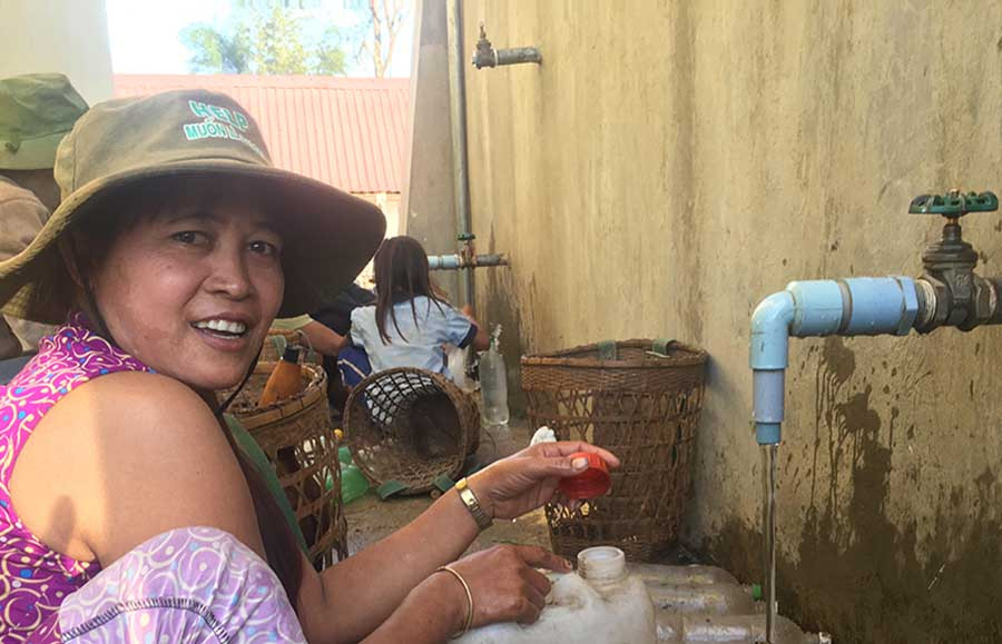  Nước sạch về với người dân xã Ayun (huyện Chư Sê). Ảnh: A.S
