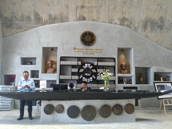 Dù đã mở cửa cho khách tham quan, bảo tàng vẫn đang trong giai đoạn hoàn thiện, nhiều hiện vật còn chưa có chú thích. Một số khu chưa mở cửa cho khách tham quan. Giá vé vào cổng với người lớn là 75.000 đồng, trẻ em là 40.000 đồng một người. Dù đã mở cửa cho khách tham quan, bảo tàng vẫn đang trong giai đoạn hoàn thiện, nhiều hiện vật còn chưa có chú thích. Một số khu chưa mở cửa cho khách tham quan. Giá vé vào cổng với người lớn là 75.000 đồng, trẻ em là 40.000 đồng một người.