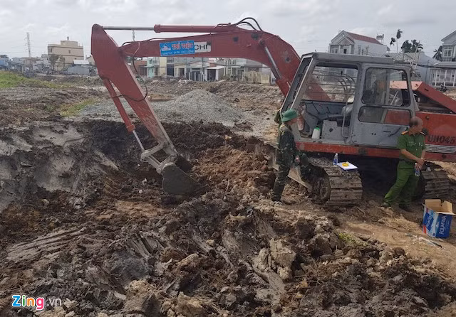 Hiện trường vụ nổ khiến hai người bị thương. Ảnh: Minh Anh.