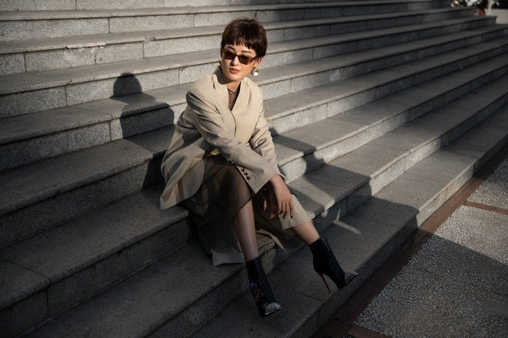  Không chỉ có thể, phong cách thời trang street style của Huyền My trong bộ ảnh lần này cũng thay đổi 180 độ.