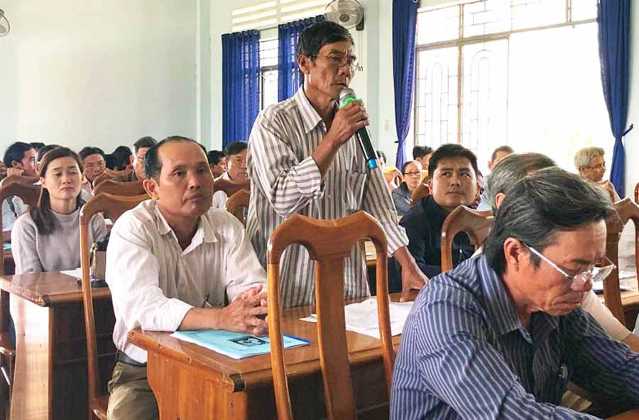  Tăng cường tuyên truyền, đối thoại, vận động người dân tham gia BHXH tự nguyện. Ảnh: N.N