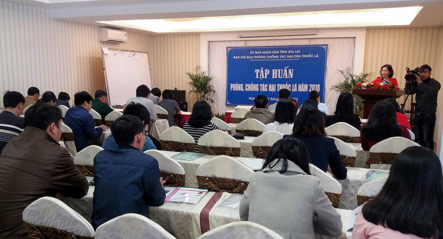 50 học viên tham dự lớp tập huấn. Ảnh: Như Nguyện 