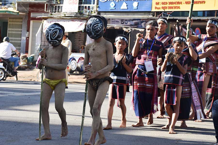 Lễ hội đường phố đã để lại nhiều cảm xúc trong lòng du khách. Ảnh: Trần Dung Lễ hội đường phố đã để lại nhiều cảm xúc trong lòng du khách. Ảnh: Trần Dung
