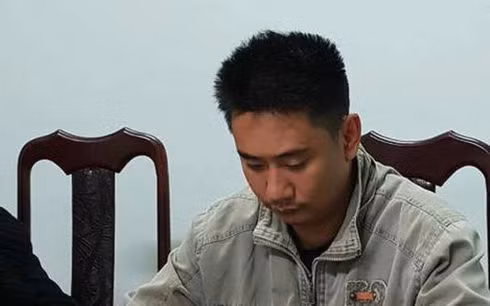 Quốc ra đầu thú tại cơ quan điều tra