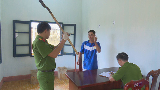 Đối tượng Nguyễn Hữu Út tại cơ quan điều tra Đối tượng Nguyễn Hữu Út tại cơ quan điều tra