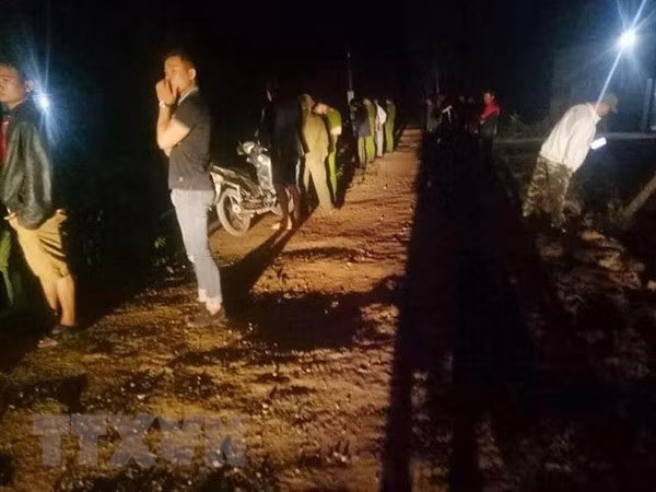 Hiện trường vụ hỗn chiến khiến một người tử vong. (Ảnh: TTXVN phát)