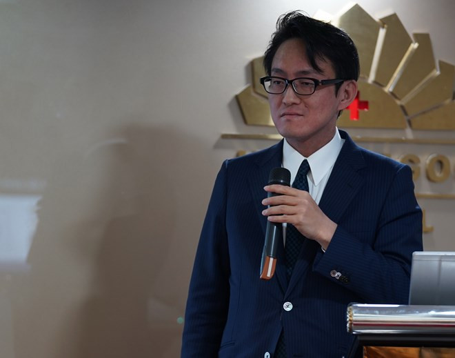 Giáo sư - bác sỹ Tatsunao Sugiura. (Ảnh: PV/Vietnam+) Giáo sư - bác sỹ Tatsunao Sugiura. (Ảnh: PV/Vietnam+)
