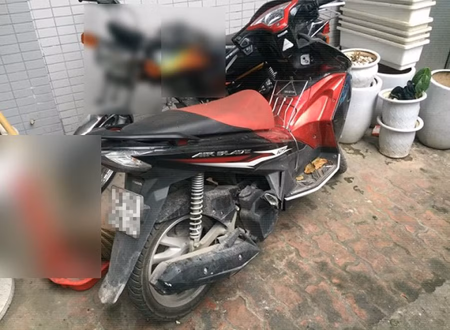 Chiếc xe máy các đối tượng sử dụng để đi gây án