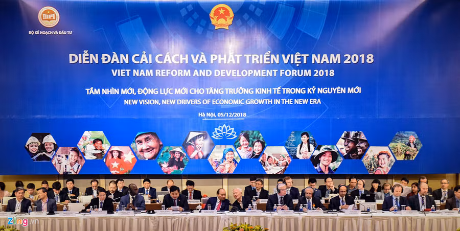 Toàn cảnh diễn đàn. Ảnh: Việt Linh.