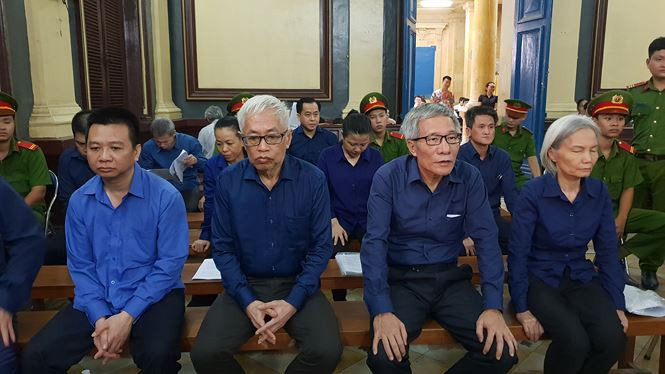 Các bị cáo khác trong vụ án. Ảnh Văn Minh Các bị cáo khác trong vụ án. Ảnh Văn Minh