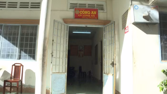 Trụ sở Công an xã Long An, nơi bị nhóm thanh niên vây ráp, đập phá 