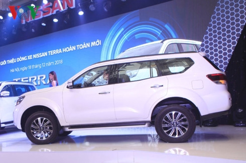  Chiếc SUV 7 chỗ này được nhập khẩu từ Thái Lan, xây dựng dựa trên nền tảng khung gầm rời (body on frame) cùng với Navara.