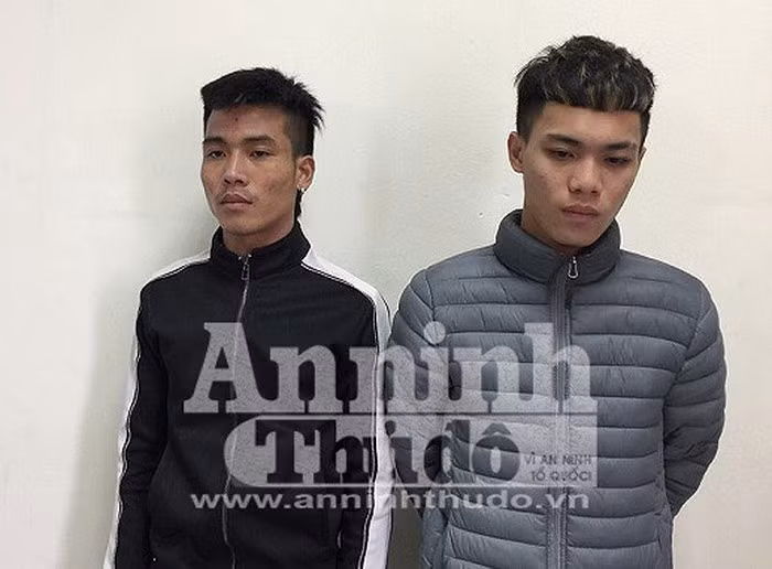 2 đối tượng tại cơ quan Công an