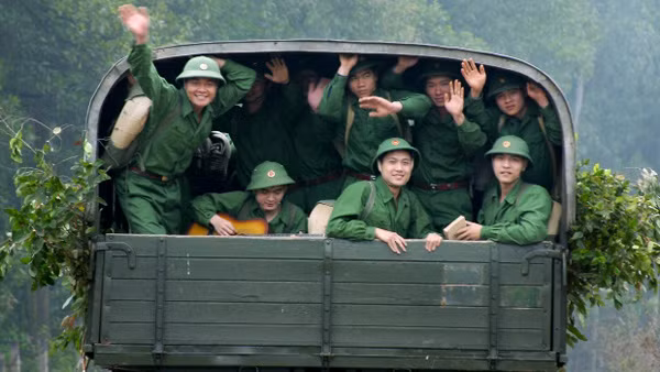 Một cảnh trong phim "Mùi cỏ cháy". Một cảnh trong phim