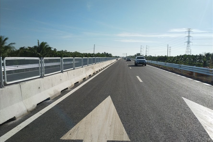 Cao tốc Trung Lương - Mỹ Thuận đã sẵn sàng phục vụ người dân. Ảnh: K.Q